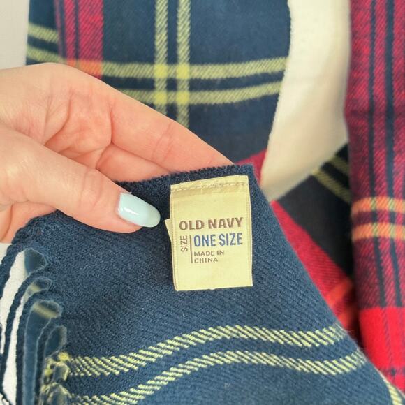 Old Navy Plaid Fringe Scarf Soft Cozy Navy Red, One Size - Picture 4 of 5